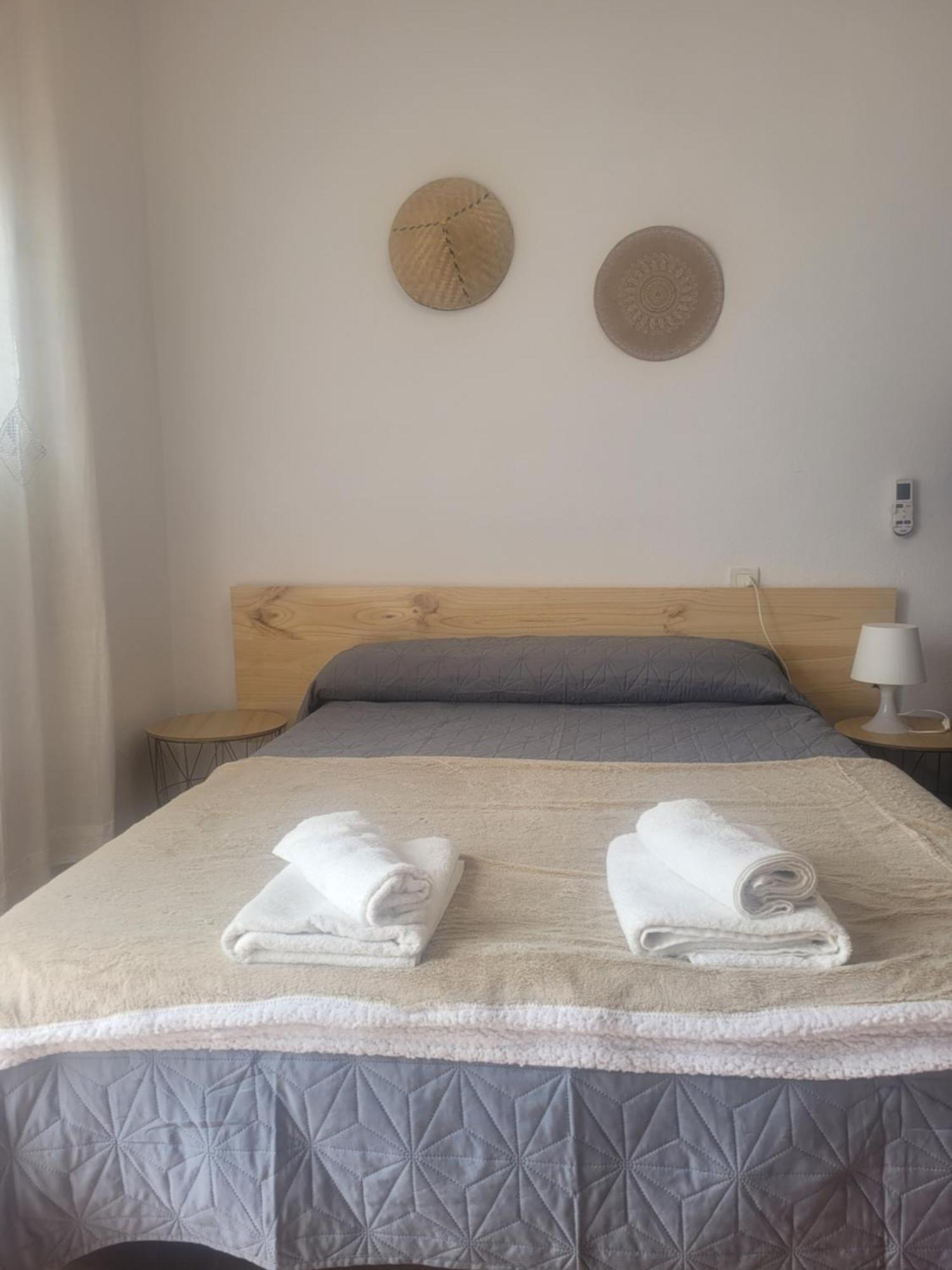 La Llar De Laura 2 Villa Amposta Exteriör bild